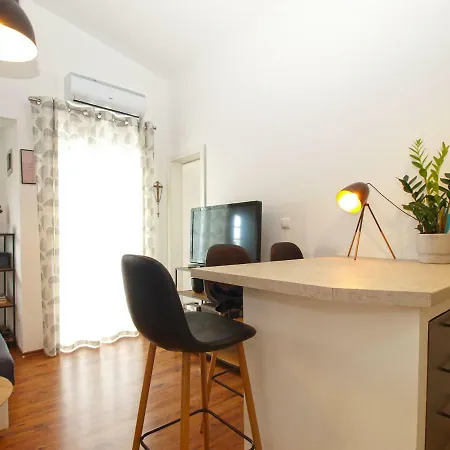 Apartment Ilija 1363 Fazana